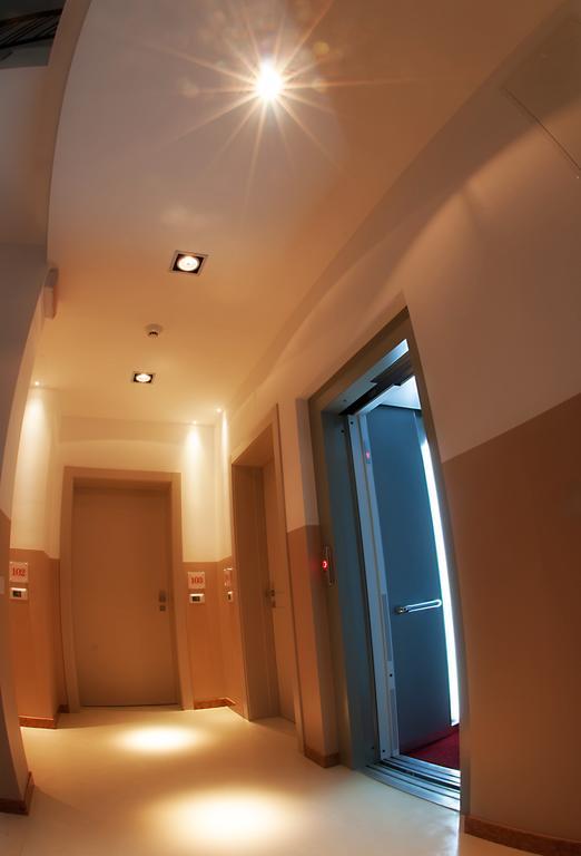 29 Cav Apartments Bollate Extérieur photo